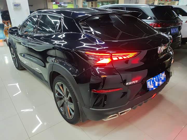 Фото 5 - Changan UNI-T