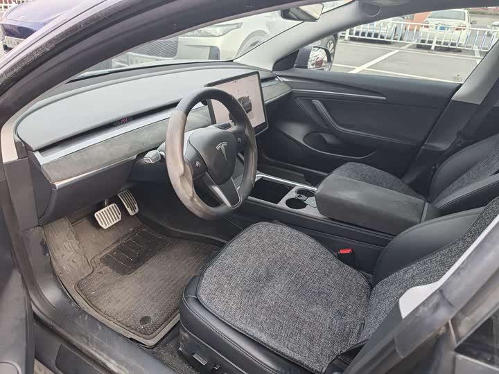 Фото 5 - Tesla Model 3