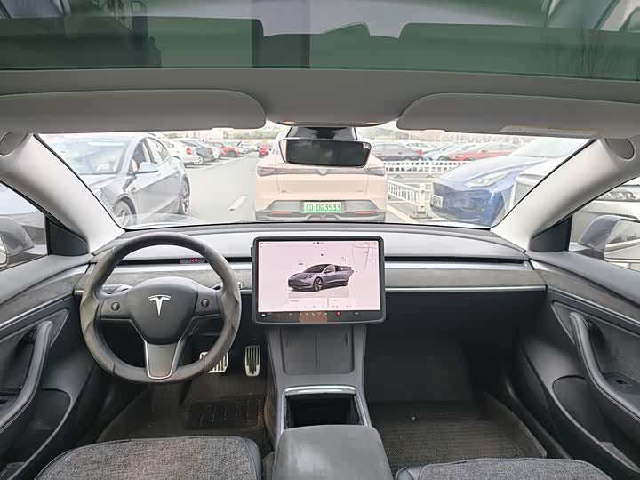 Фото 7 - Tesla Model 3