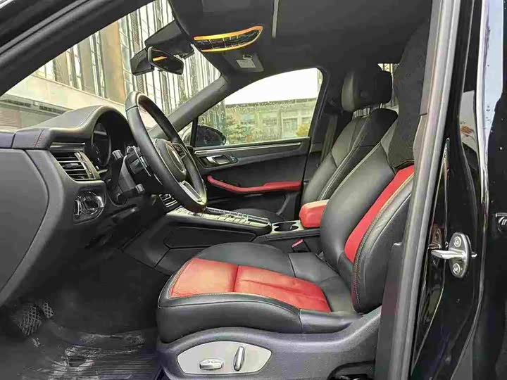 Фото 6 - Porsche Macan