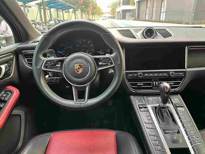Фото 9 - Porsche Macan