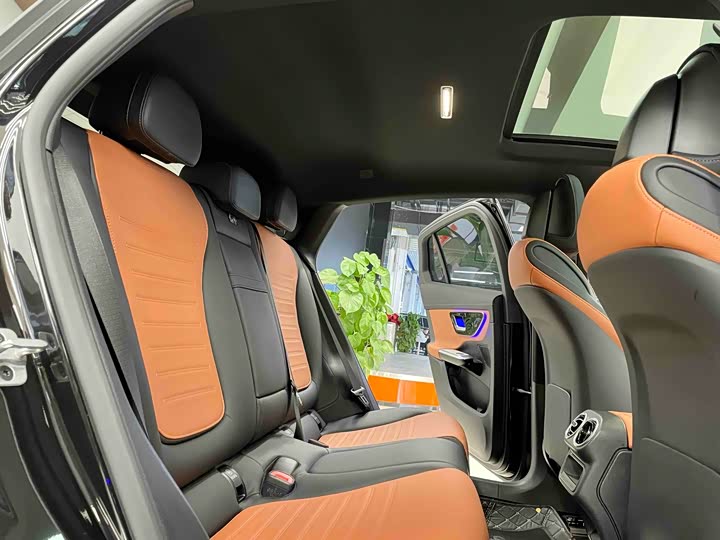 Фото 8 - Mercedes-Benz GLC-Class Coupe