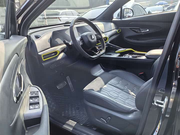 Фото 5 - Changan UNI-T