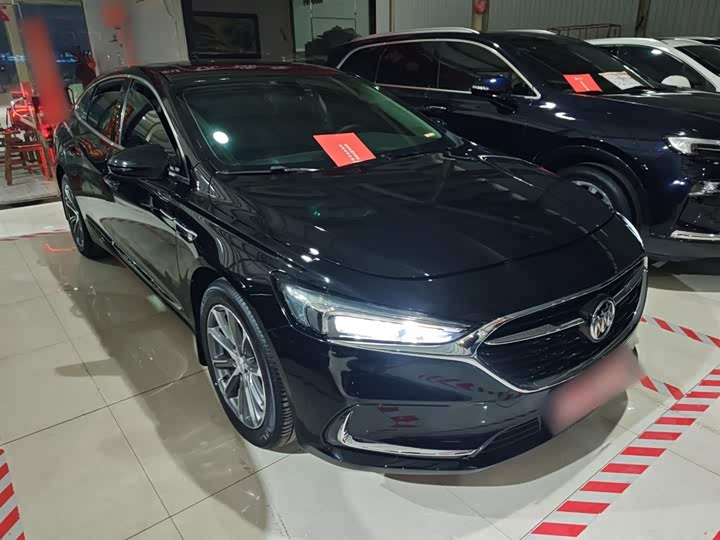 Фото 4 - Buick LaCrosse