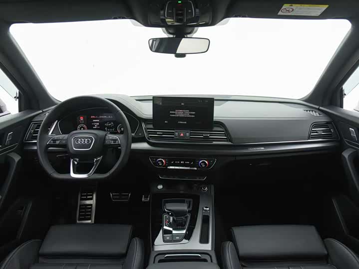 Фото 5 - Audi Q5L