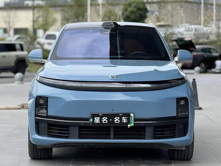 Фото 2 - LiXiang L7