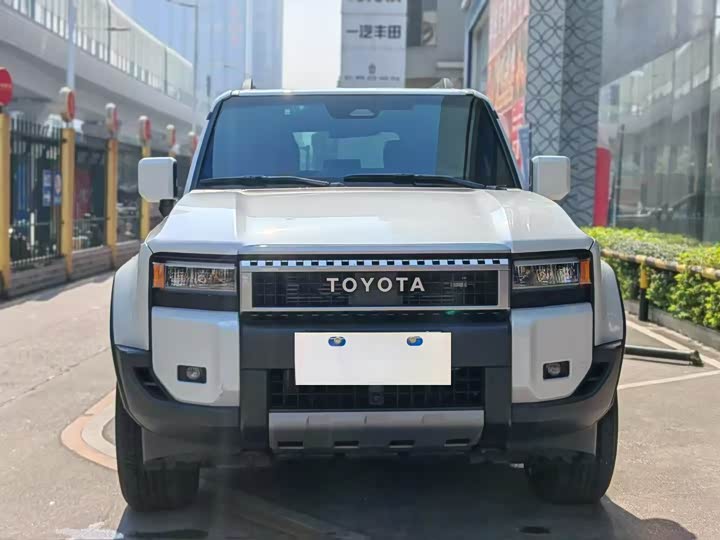 Фото 2 - Toyota Prado