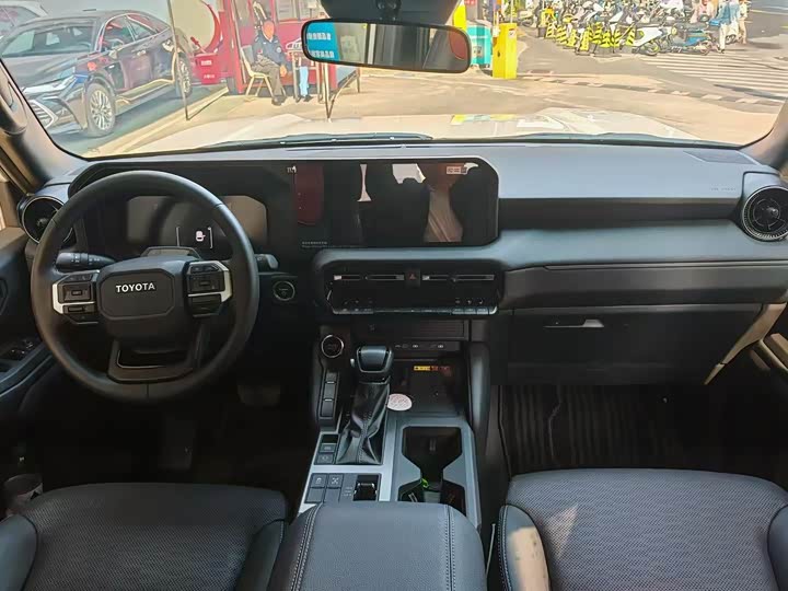 Фото 7 - Toyota Prado