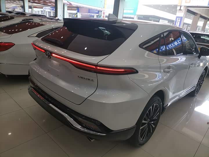 Фото 7 - Toyota Venza