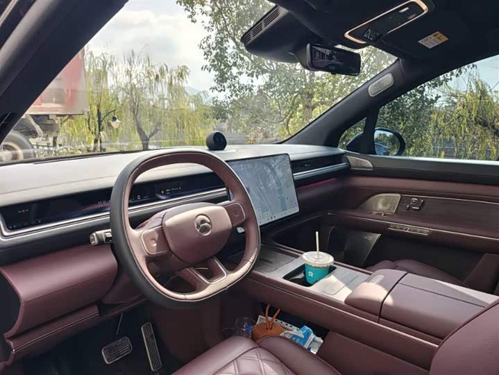 Фото 6 - Nio ES8