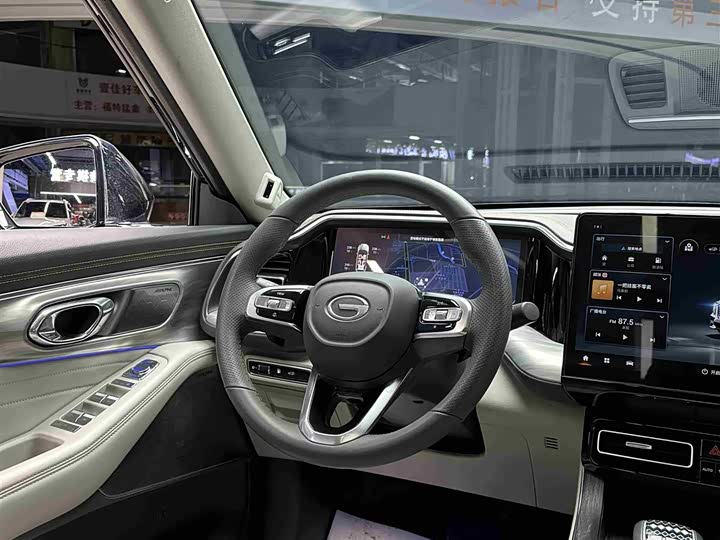 Фото 7 - GAC Trumpchi GS8