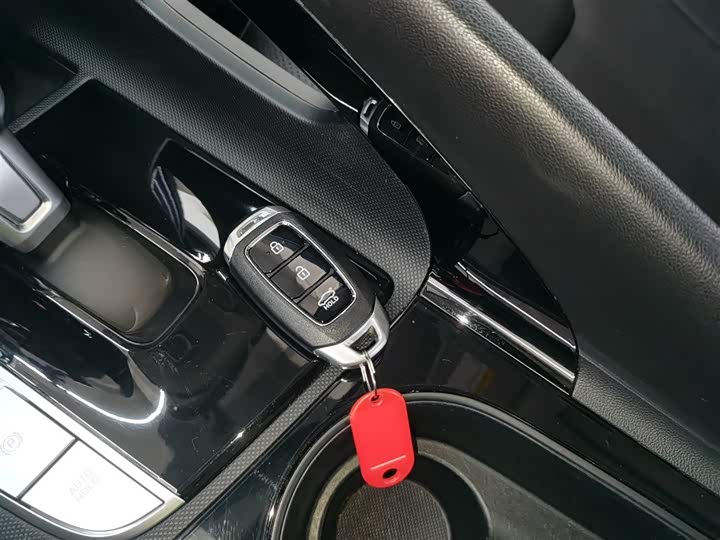 Фото 9 - Hyundai Elantra N line