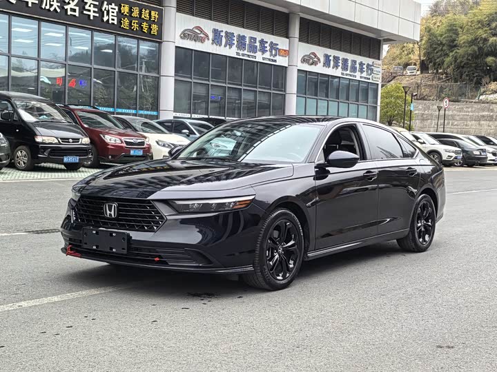 Фото 1 - Honda Accord