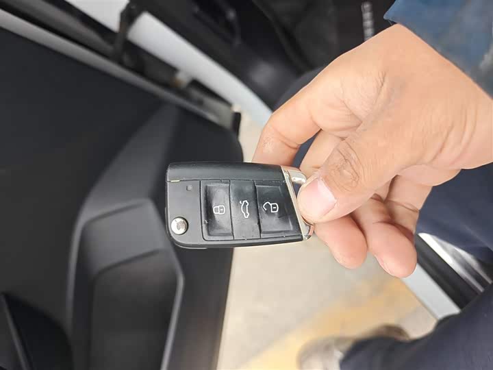 Фото 9 - Volkswagen Tayron