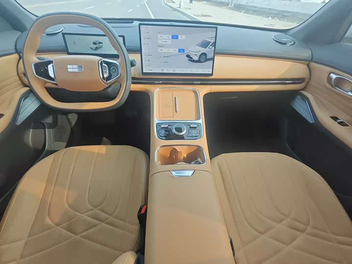 Фото 6 - Geely Galaxy Starship 7