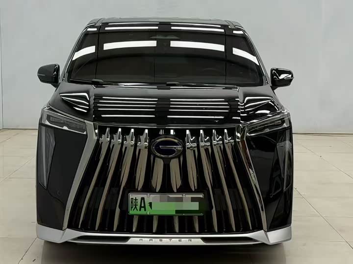 Фото 2 - GAC Trumpchi E9