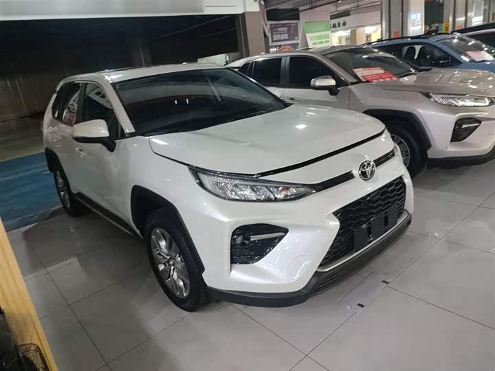 Фото 4 - Toyota Wildlander