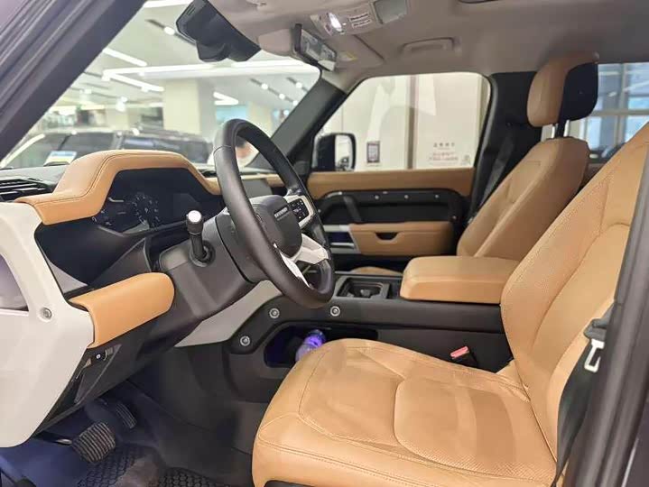 Фото 6 - Land Rover Defender