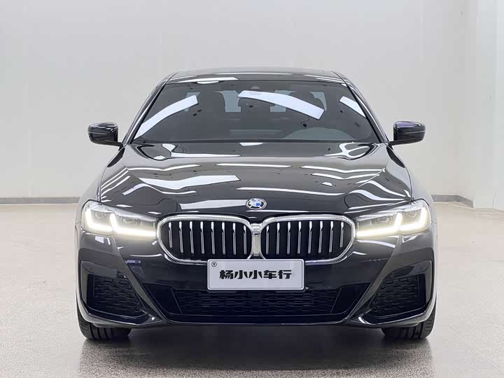 Фото 1 - BMW 5 Series