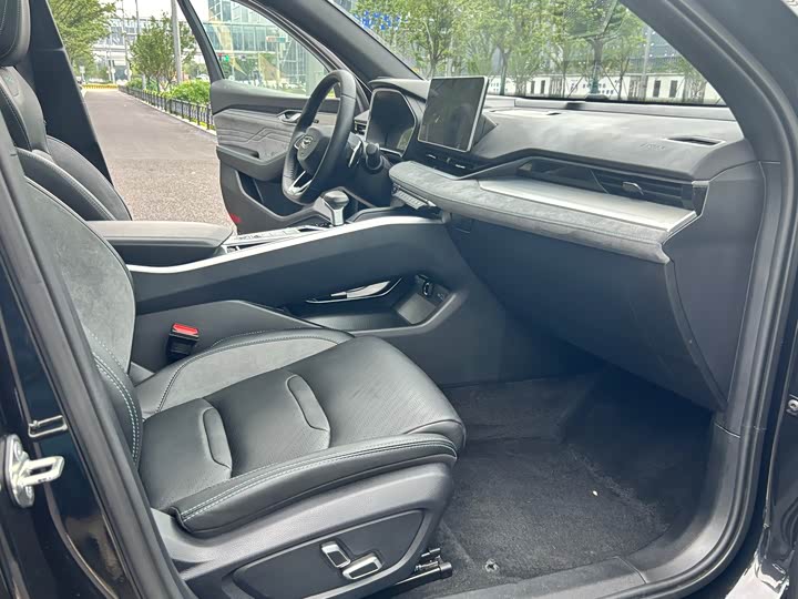 Фото 9 - Geely Preface