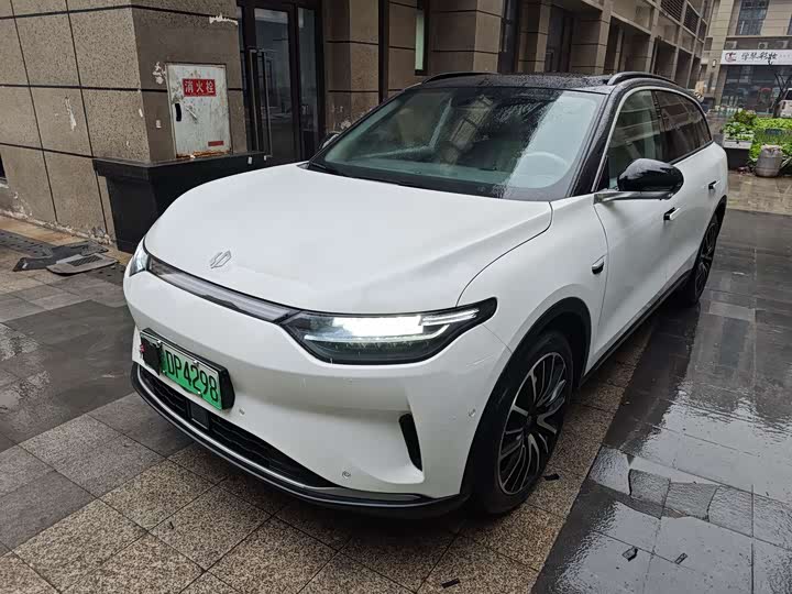 Фото 1 - Leapmotor C11