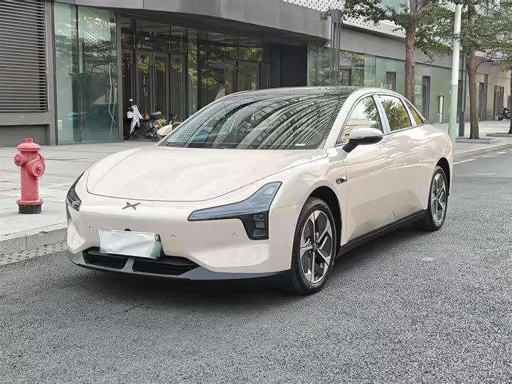 Фото 2 - XPeng Mona M03