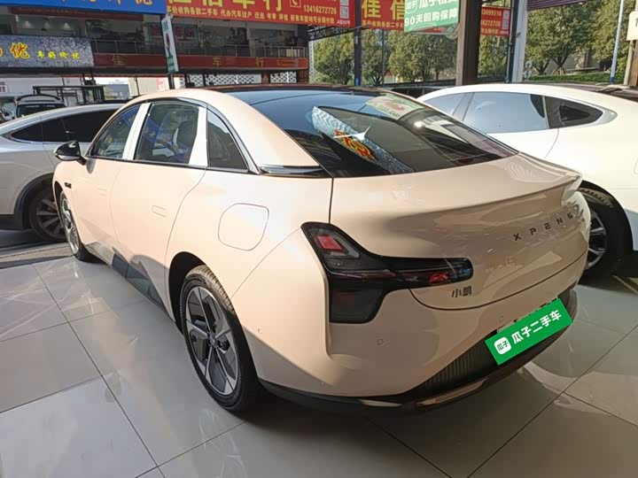 Фото 5 - XPeng Mona M03