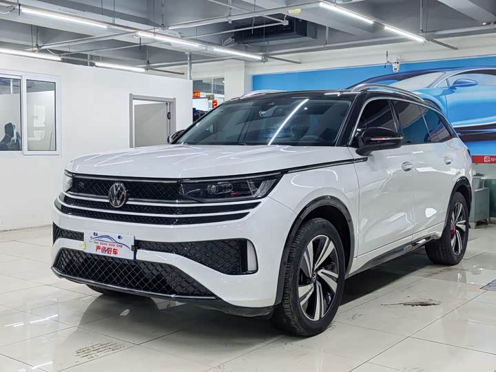 Фото 1 - Volkswagen Tavendor