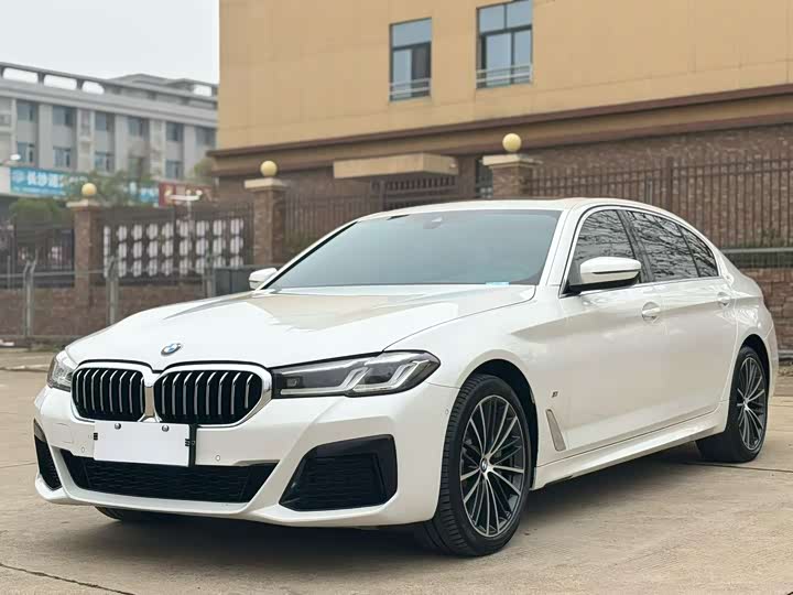 Фото 1 - BMW 5 Series