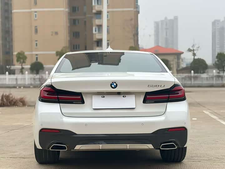Фото 8 - BMW 5 Series
