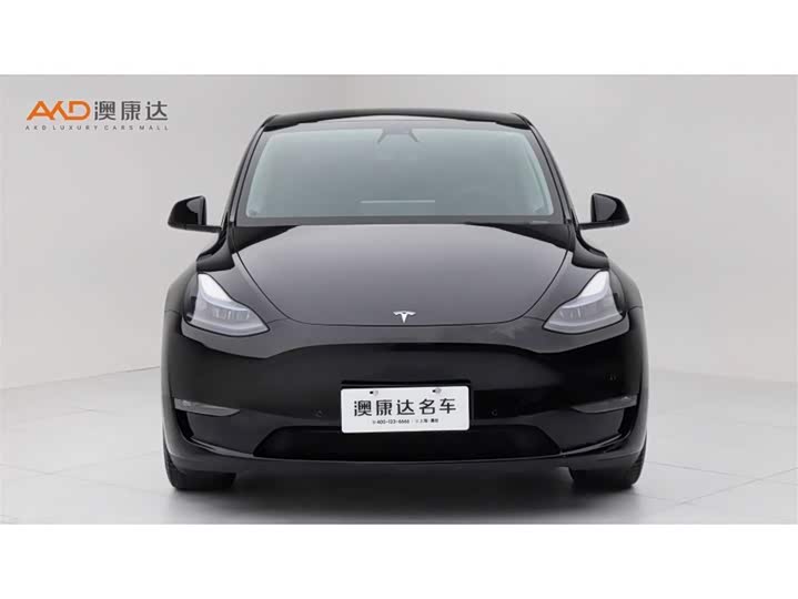 Фото 2 - Tesla Model Y
