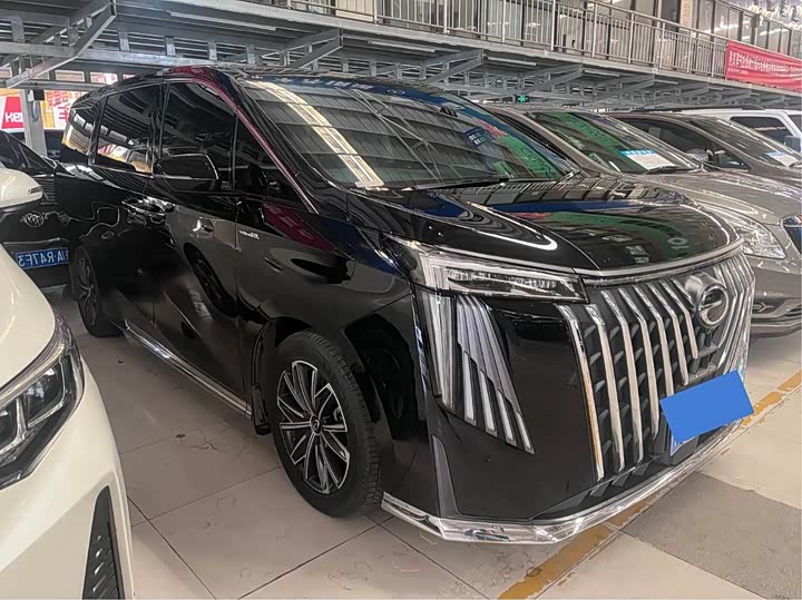 Фото 3 - GAC Trumpchi M8