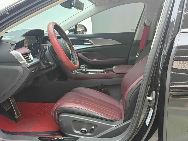 Фото 7 - Hongqi H5