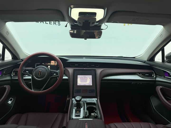 Фото 9 - Hongqi H5