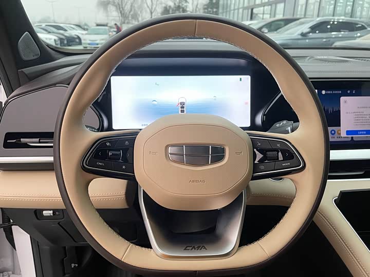 Фото 8 - Geely Monjaro