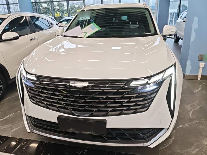 Фото 3 - Geely Atlas L