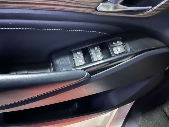 Фото 5 - GAC Trumpchi M8