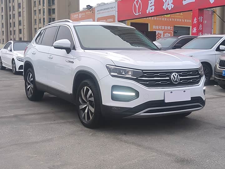 Фото 3 - Volkswagen Tayron