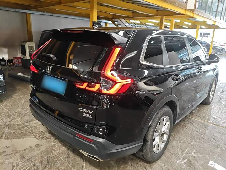 Фото 7 - Honda CR-V