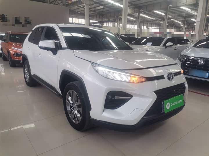 Фото 3 - Toyota Wildlander