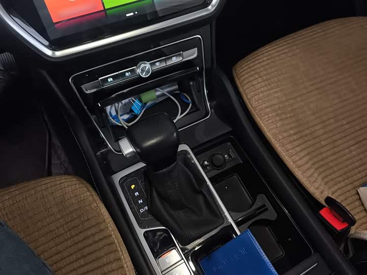 Фото 7 - Roewe RX8