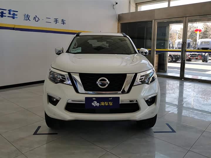 Фото 2 - Nissan Terra