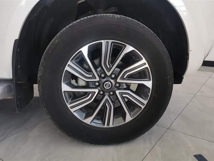 Фото 6 - Nissan Terra