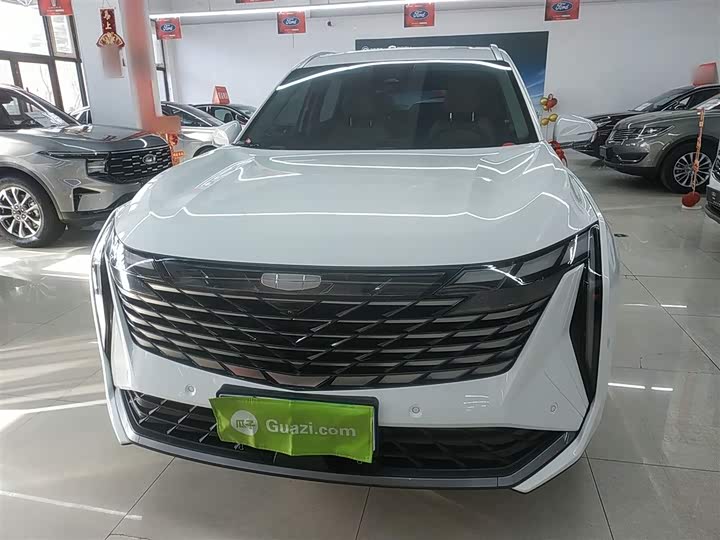 Фото 3 - Geely Atlas L