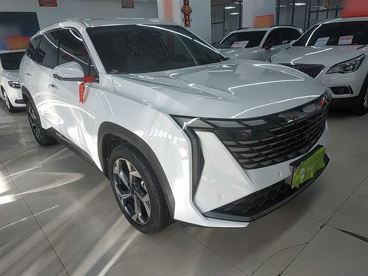 Фото 4 - Geely Atlas L