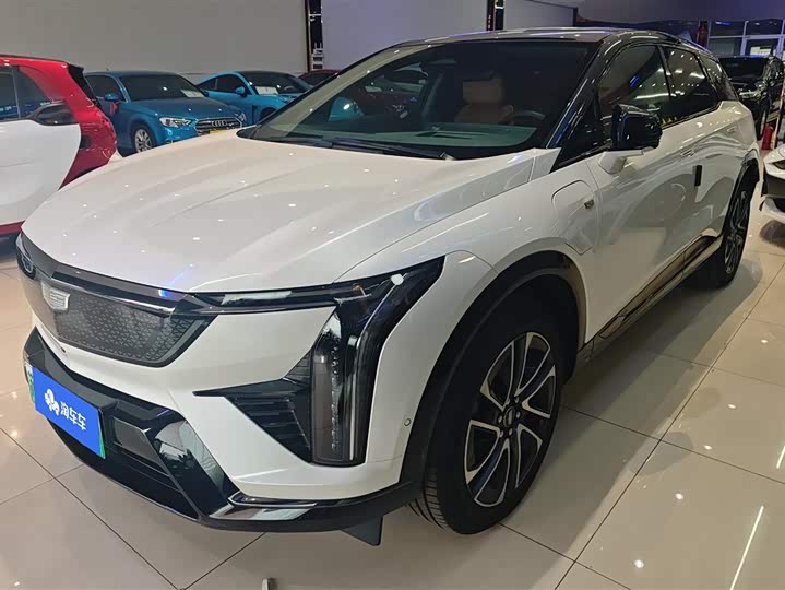 Фото 1 - Cadillac Optiq