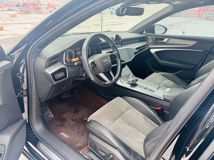 Фото 4 - Audi A6L