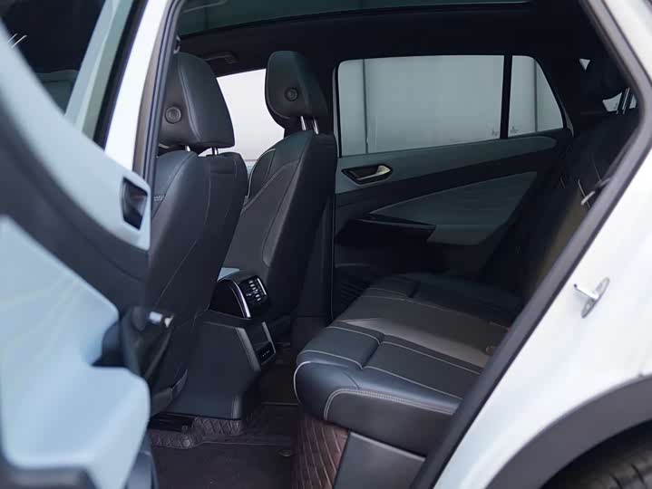 Фото 6 - Volkswagen ID.4 X