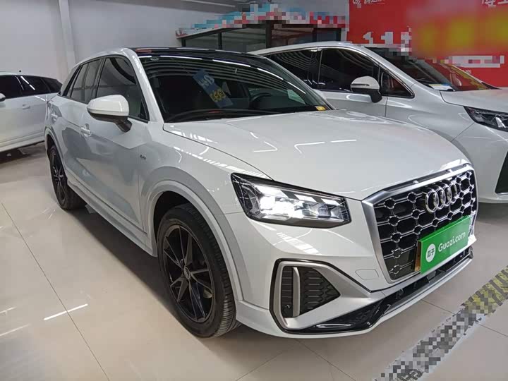 Фото 4 - Audi Q2L