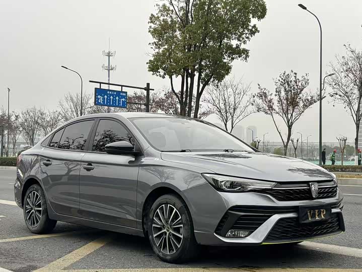 Фото 4 - Roewe i5